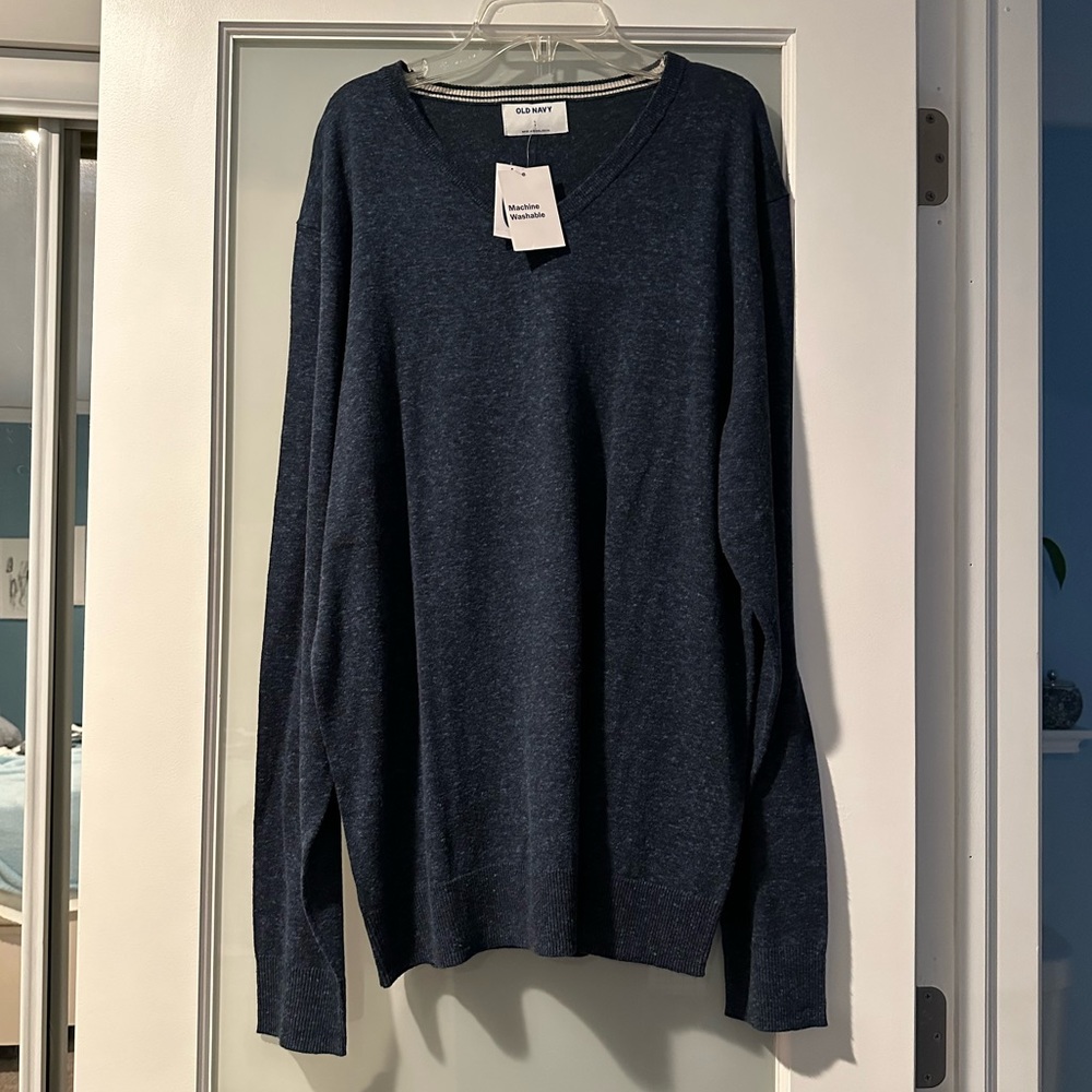 Old Navy V-Neck Sweater Size: L
